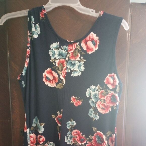 Caren Sport Floral print tank style jumpsuit - Picture 4 of 12